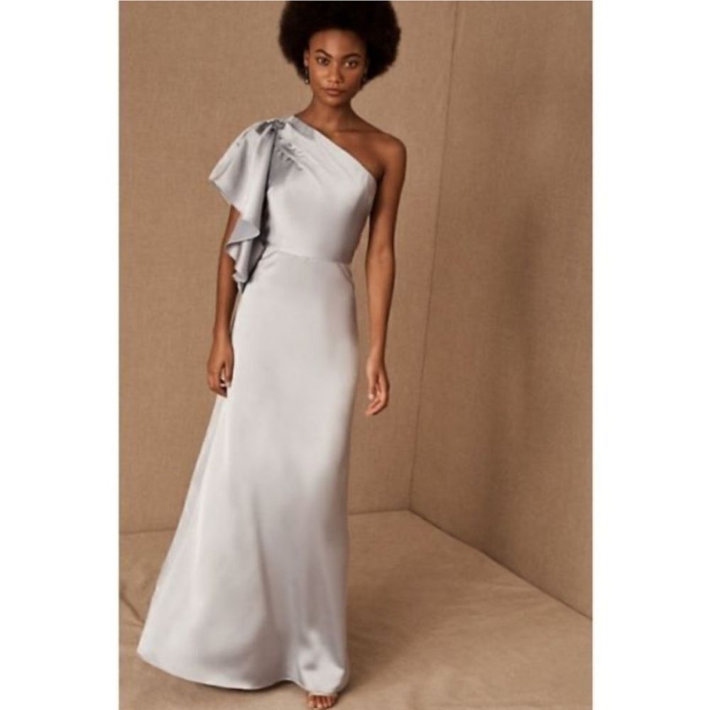 NWT Monique Lhuillier bridesmaid Clarelle Satin one shoulder gown dress gray  4